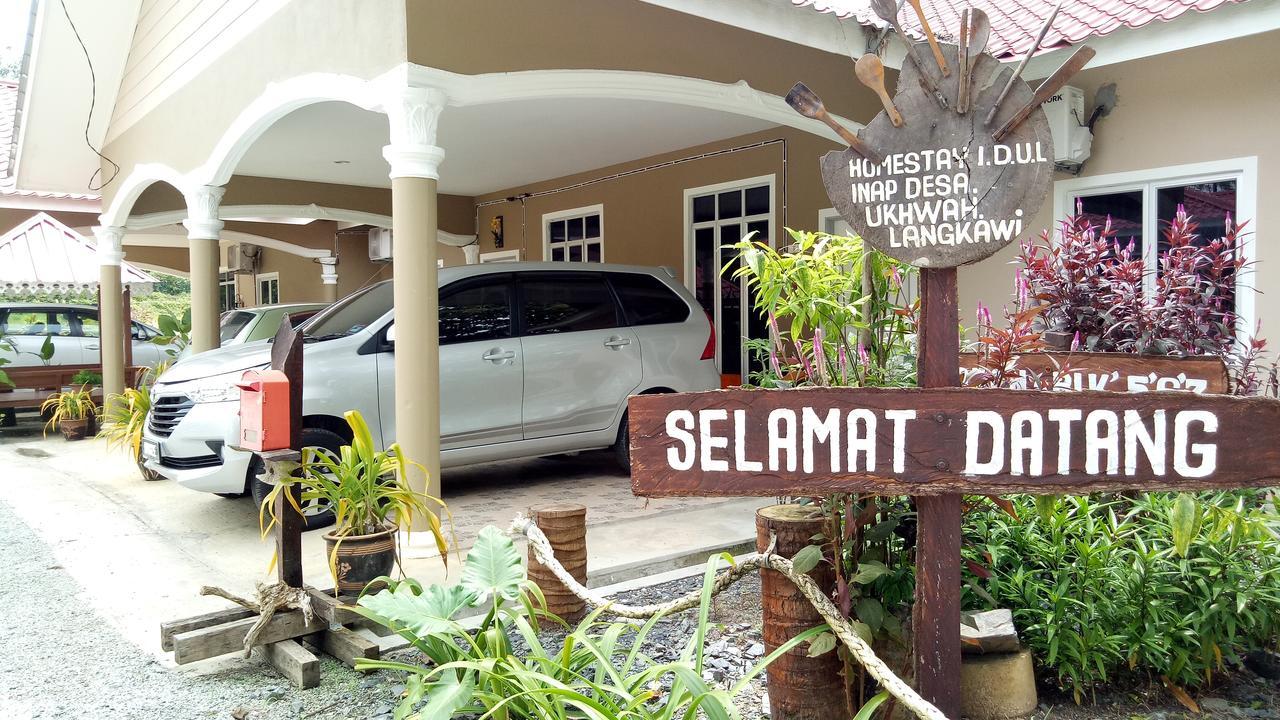 Idul Sunrise View Hotel Pantai Cenang  Buitenkant foto